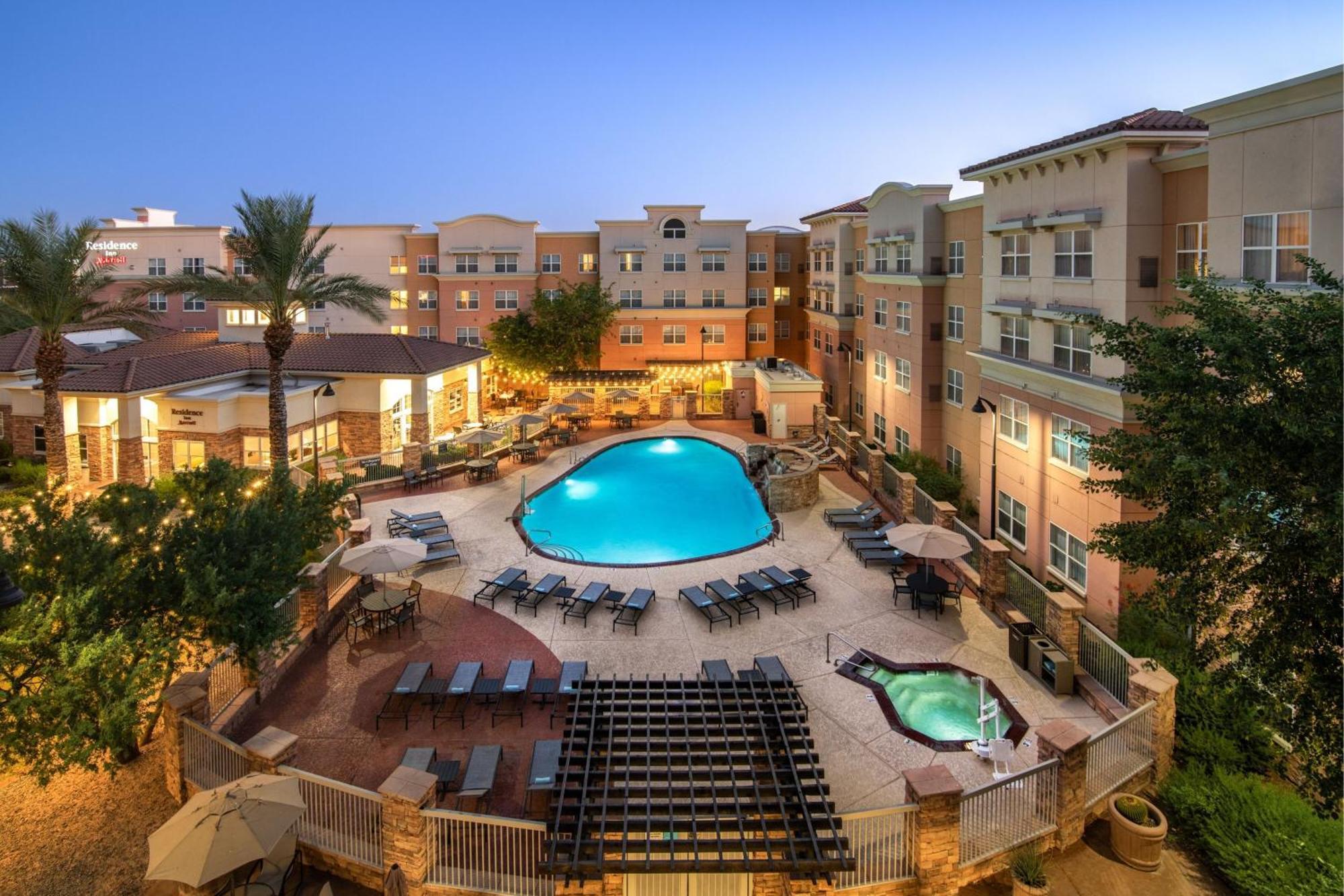 Springhill Suites Phoenix Glendale Sports & Entertainment District Экстерьер фото
